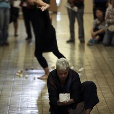 Performing with Cecilia Macfarlane and the Japanese Contemporary Dance Collective in Beppu, Japan